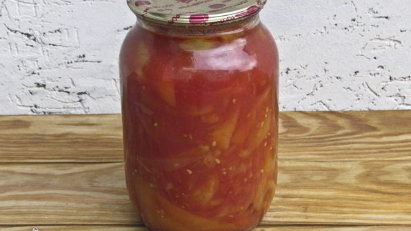 лечо с помидорами и перцем