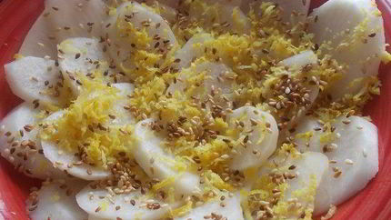 Дайкон маринованный в лимонной цедре