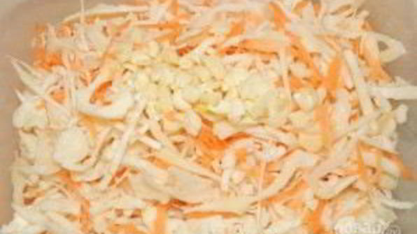 маринованная капуста по-деревенски