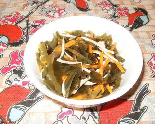 Маринованная морская капуста