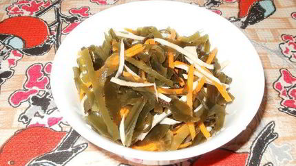 Маринованная морская капуста