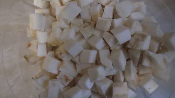 маринованный корень сельдерея