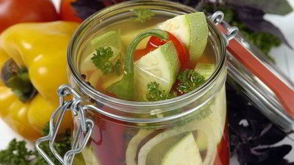 Маринованные итальянские овощи