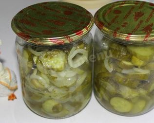 Маринованные огурцы с луком на зиму