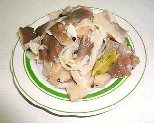 Маринованные вешенки