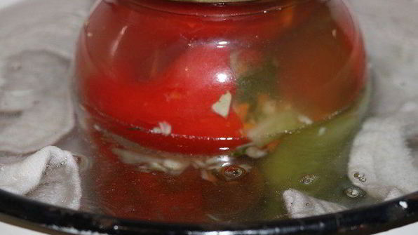 перец, фаршированный капустой