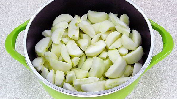 яблочное повидло с ванилином