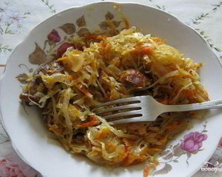 Кислая капуста со свининой