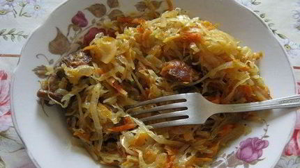 Кислая капуста со свининой