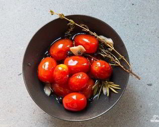 Соленые помидоры