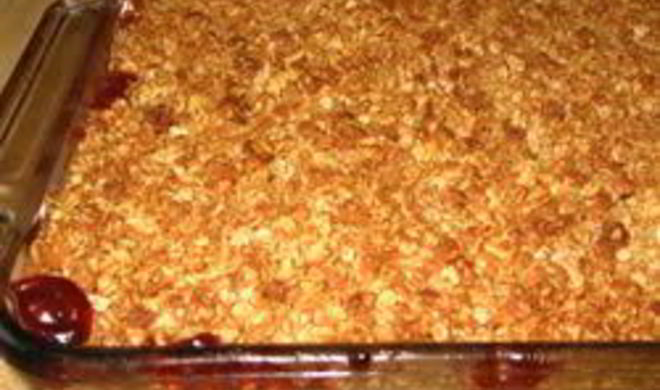 Крисп с яблоками и клюквенным вареньем