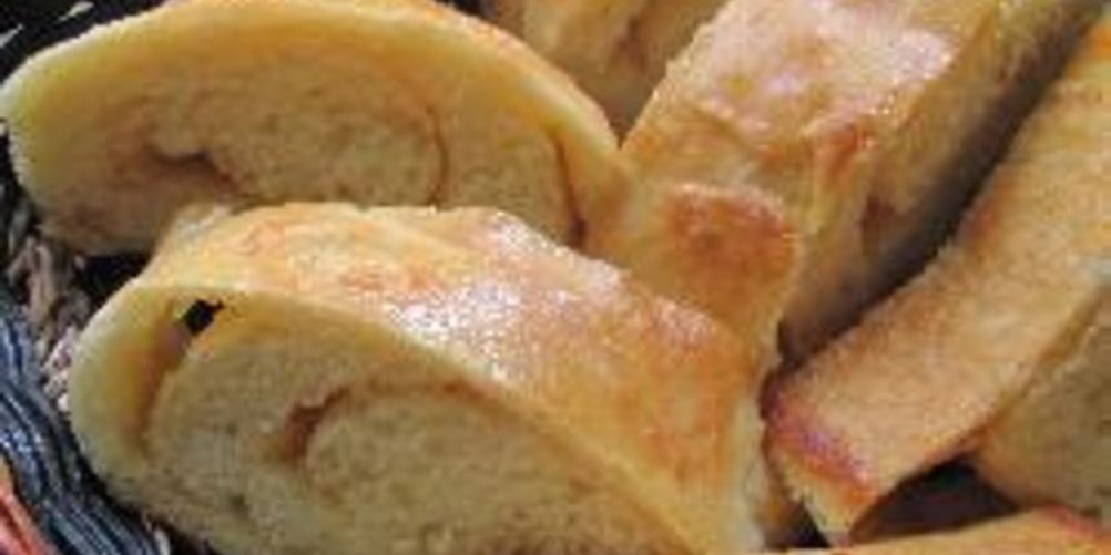 Рецепт рулета с вареньем из дрожжевого теста