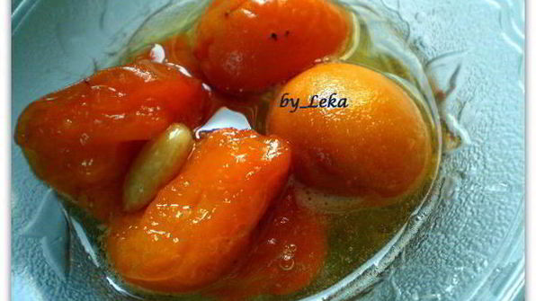 варенье из абрикосов с миндалем