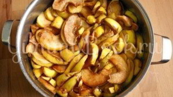 варенье из айвы в мультиварке