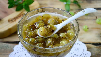 Варенье из крыжовника изумрудное