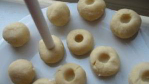 выпечка с черничным вареньем