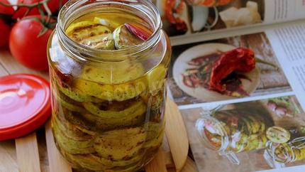 Жареные кабачки на зиму пальчики оближешь