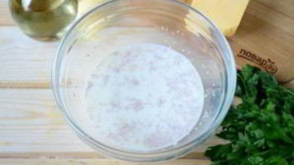 беляши с помидорами и сыром