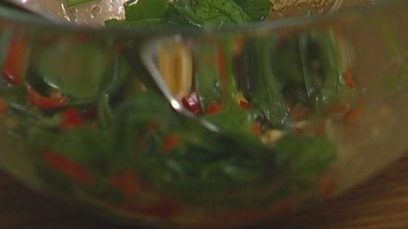 брускетта из цукини со шпинатом