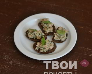 Брускетта с фасолью