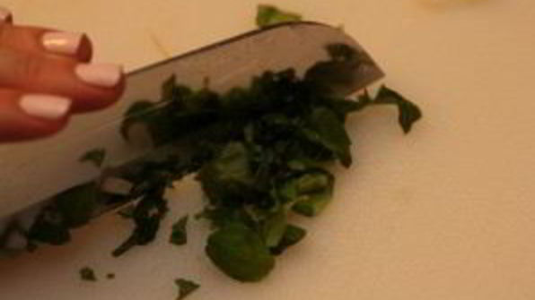 брускетта с помидорами