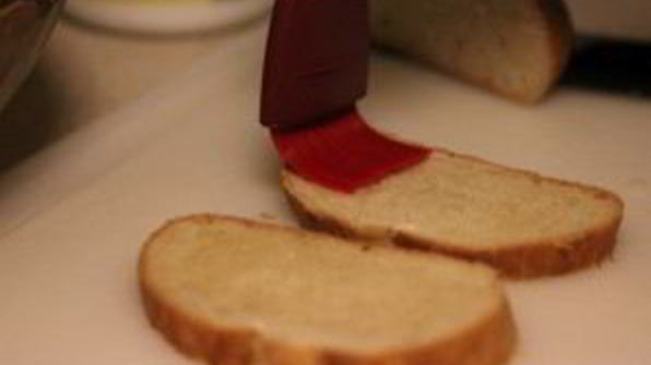 брускетта с помидорами