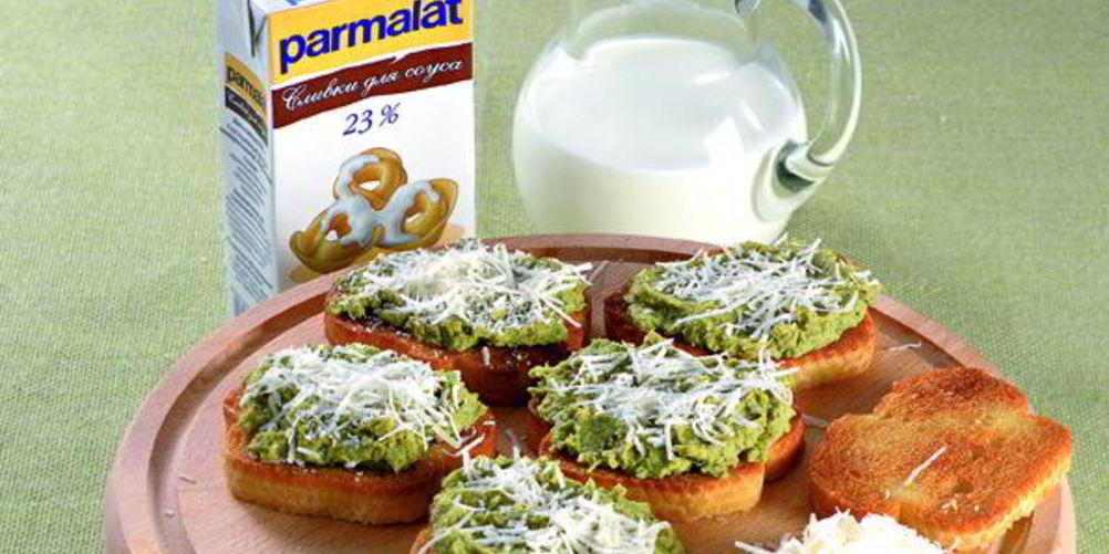 Рецепт брускетты со сливочным пюре из горошка с мятой