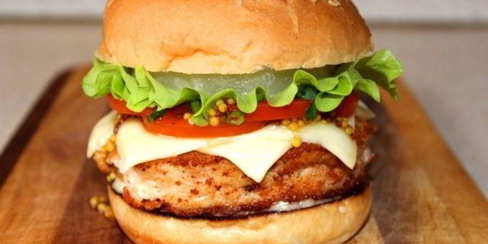 Рецепт бургера с ананасом и медовой горчицей