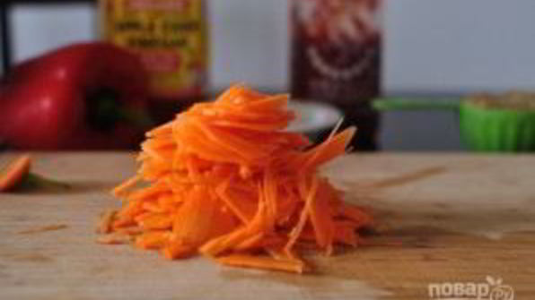 бургер со свининой и капустой