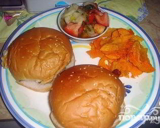 Бургеры с беконом и грибами