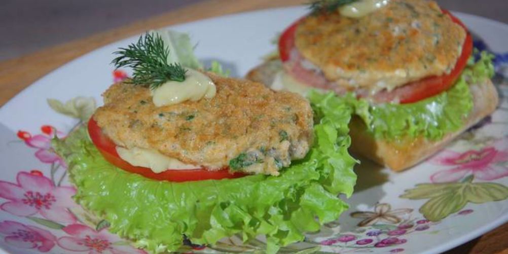 Рецепт бургеров с котлетками из семги и каперсов