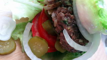 Гамбургер в листьях салата по-ванкуверски