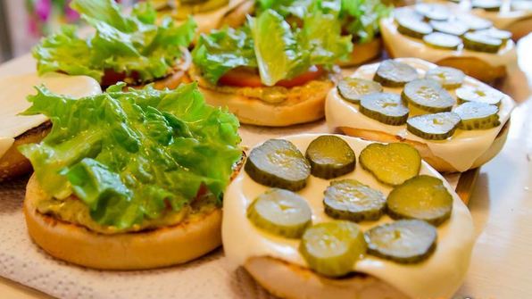 мясной бургер