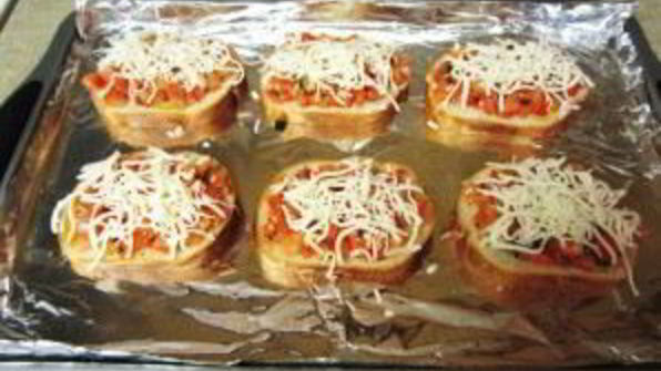 бутерброды с помидорами в духовке