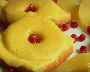 Бутерброды с сыром и ананасами