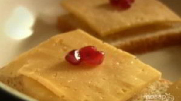 бутерброды с сыром и ананасами