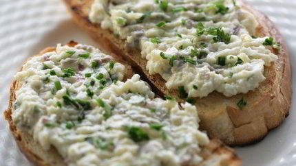 Русский бутерброд с сельдью