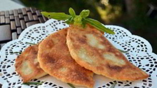 чебуреки домашние с мясом