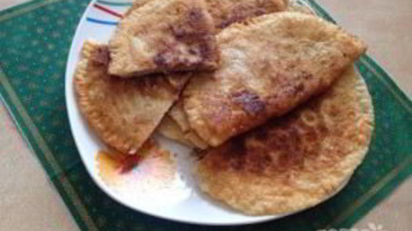 чебуреки из слоеного теста