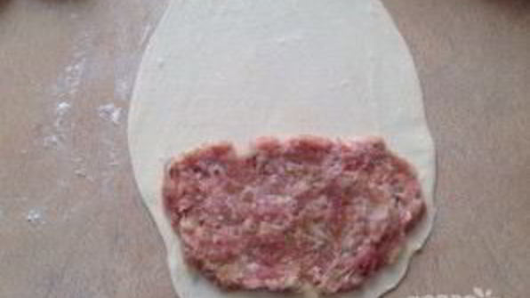 чебуреки из слоеного теста