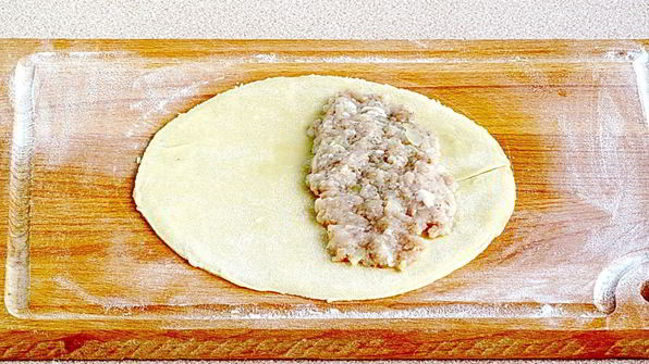 чебуреки на кефире с мясом