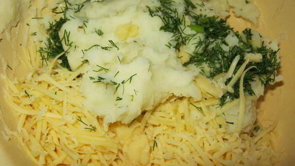 чебуреки с картофелем и сыром