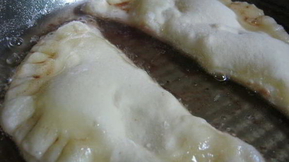 чебуреки с картофелем и сыром