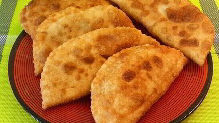 Чебуреки с мясом и зеленью