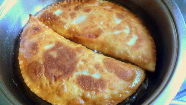 чебуреки с сюрпризом
