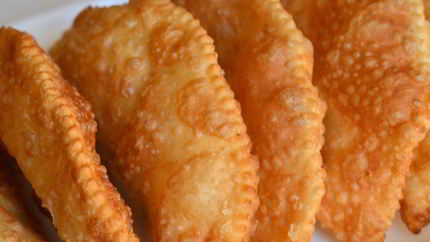 Чебуреки сырные