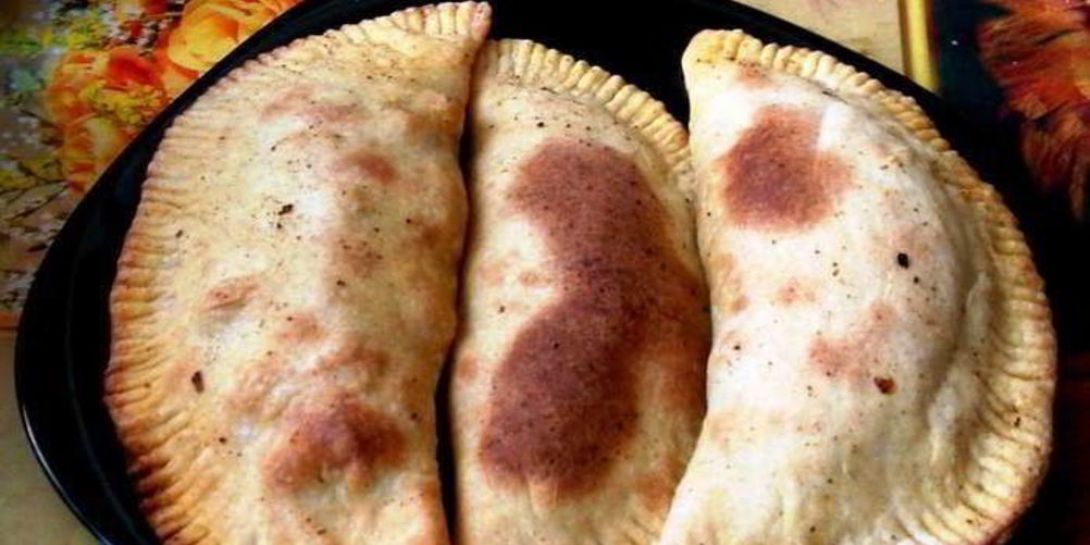 Рецепт печеных чебуреков в духовке