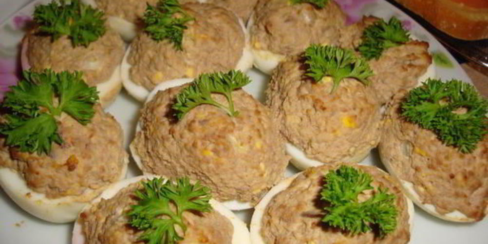 Рецепт фаршированных печеночных яиц