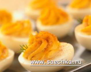 Яйца, фаршированные луком