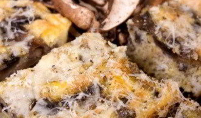 Горячая сырно-грибная закуска с тимьяном